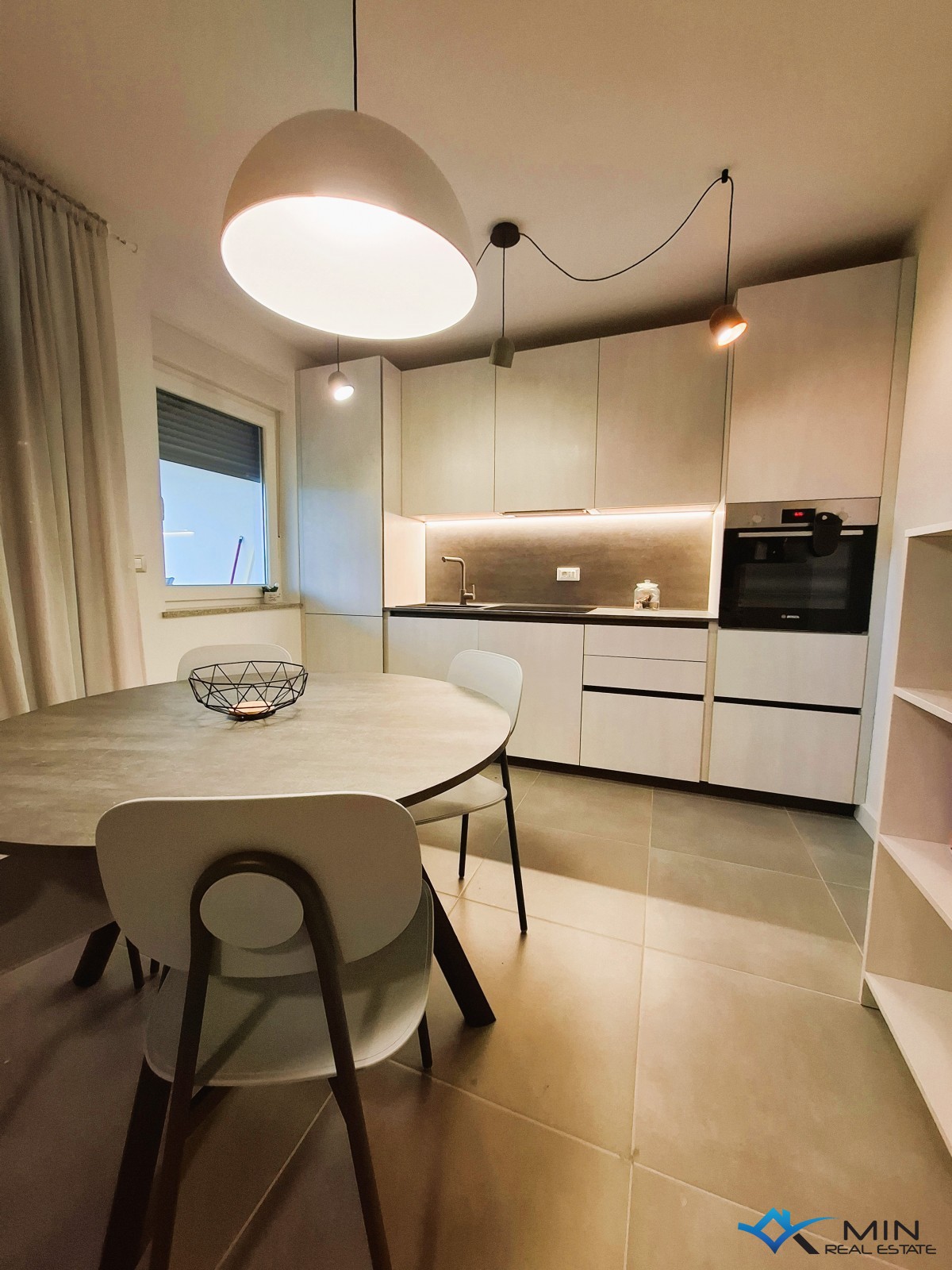 Apartma z vrtom, 1. vrsta do morja v Novigradu