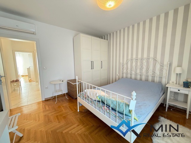 Dupleks stanovanje na odlični lokaciji v Novigradu