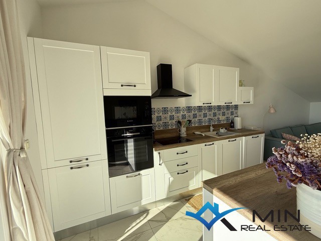 Dupleks stanovanje na odlični lokaciji v Novigradu