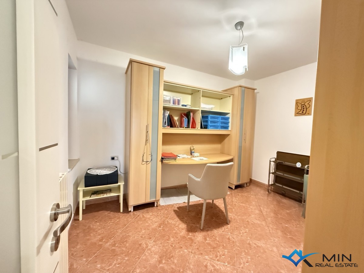 Apartma 50 m od plaže v centru Novigrada