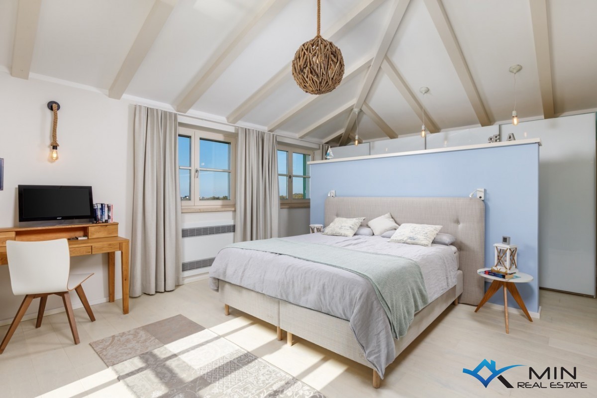 Edinstvena luksuzna vila s čudovitim pogledom na morje - Novigrad