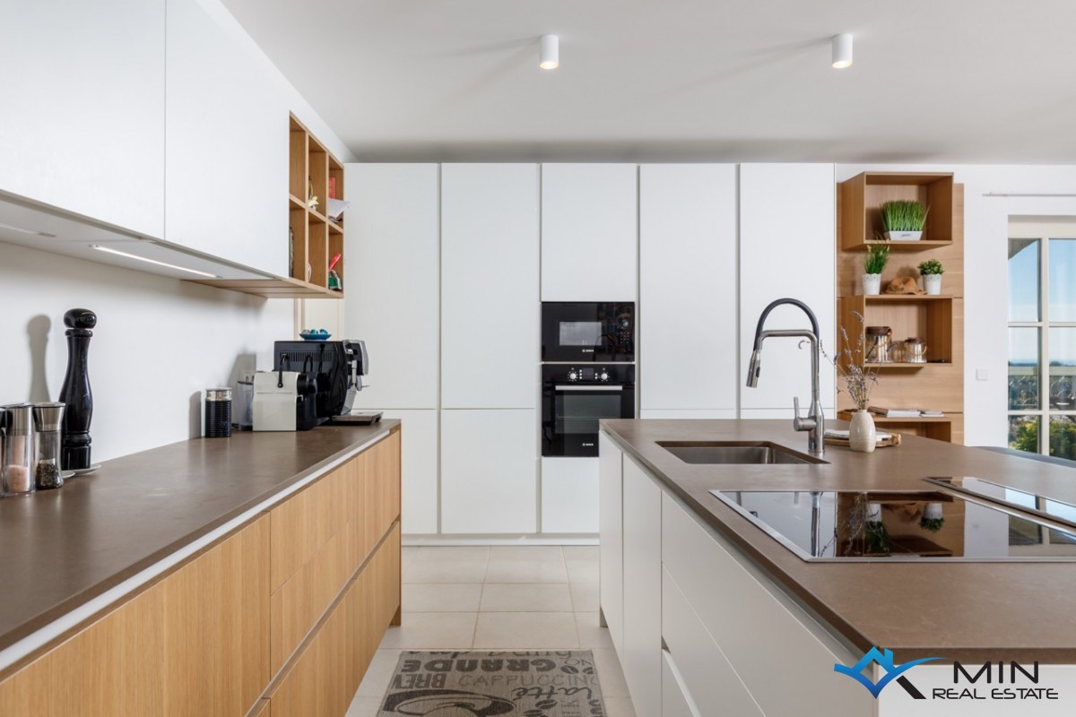 Edinstvena luksuzna vila s čudovitim pogledom na morje - Novigrad