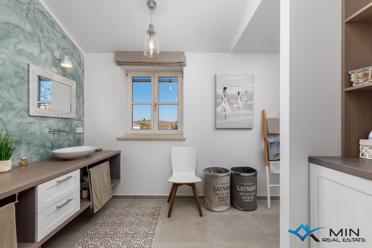 Edinstvena luksuzna vila s čudovitim pogledom na morje - Novigrad