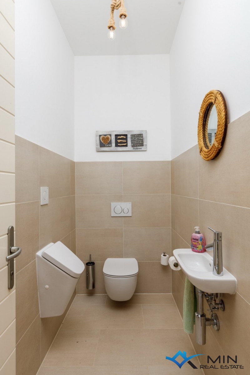 Edinstvena luksuzna vila s čudovitim pogledom na morje - Novigrad