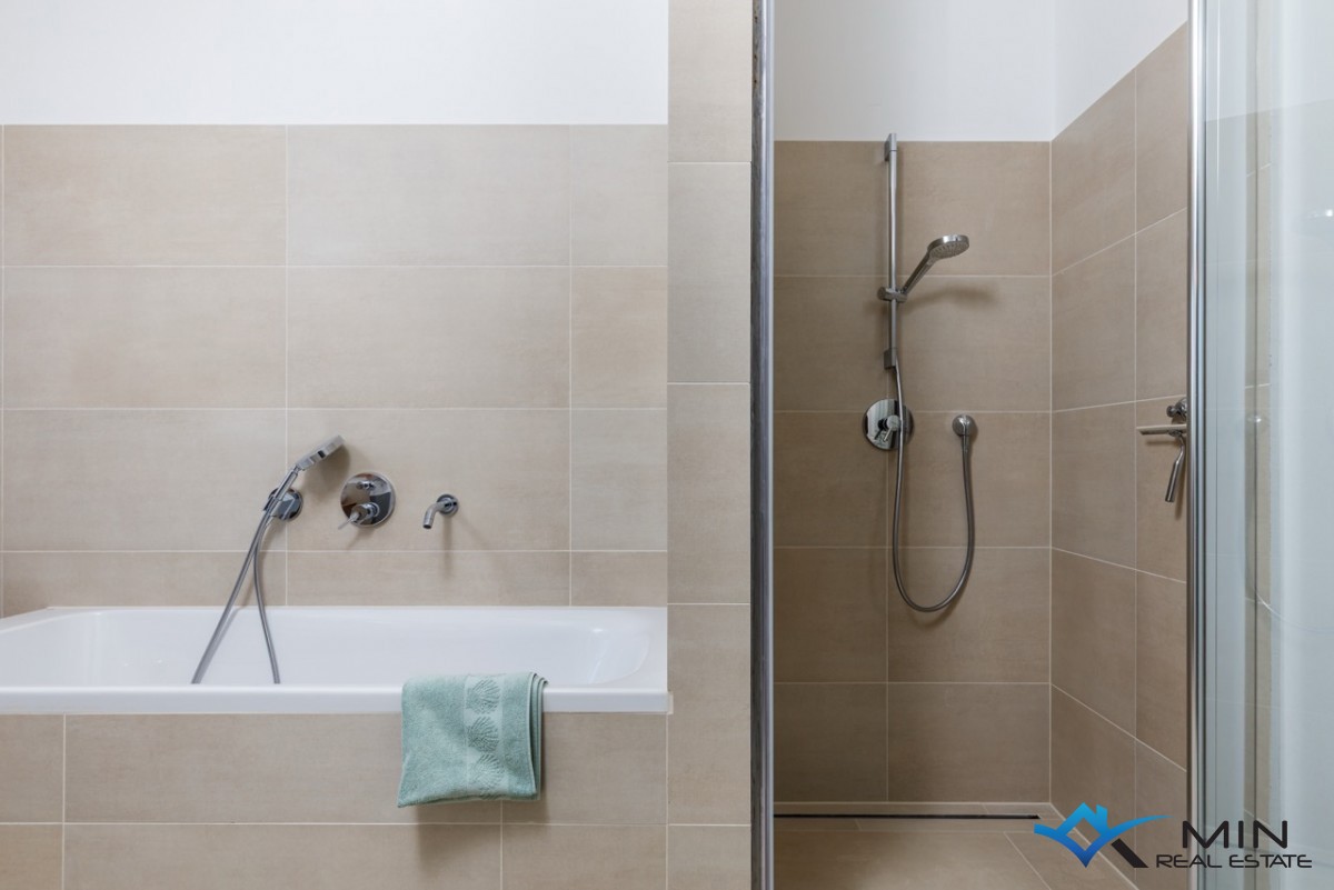 Edinstvena luksuzna vila s čudovitim pogledom na morje - Novigrad