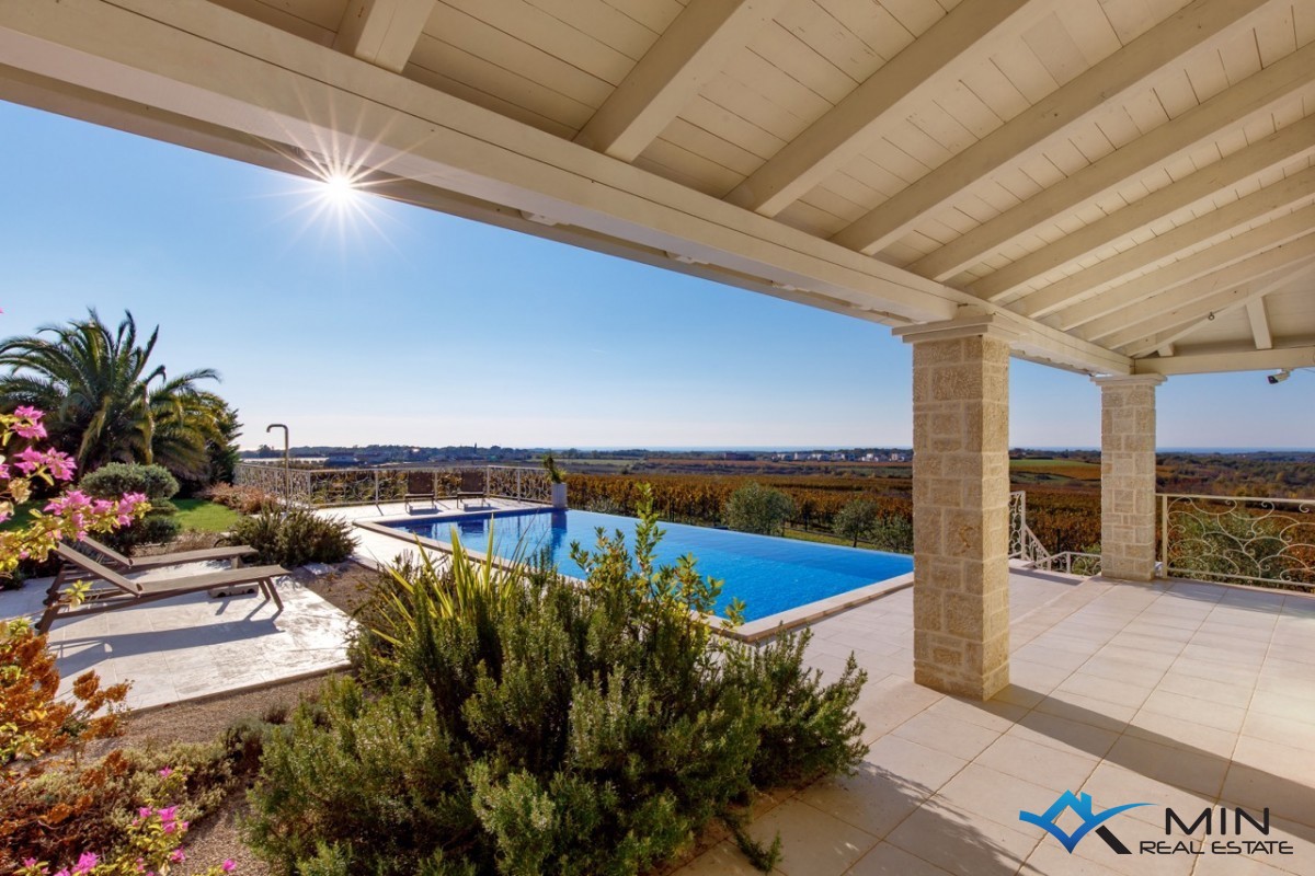 Edinstvena luksuzna vila s čudovitim pogledom na morje - Novigrad