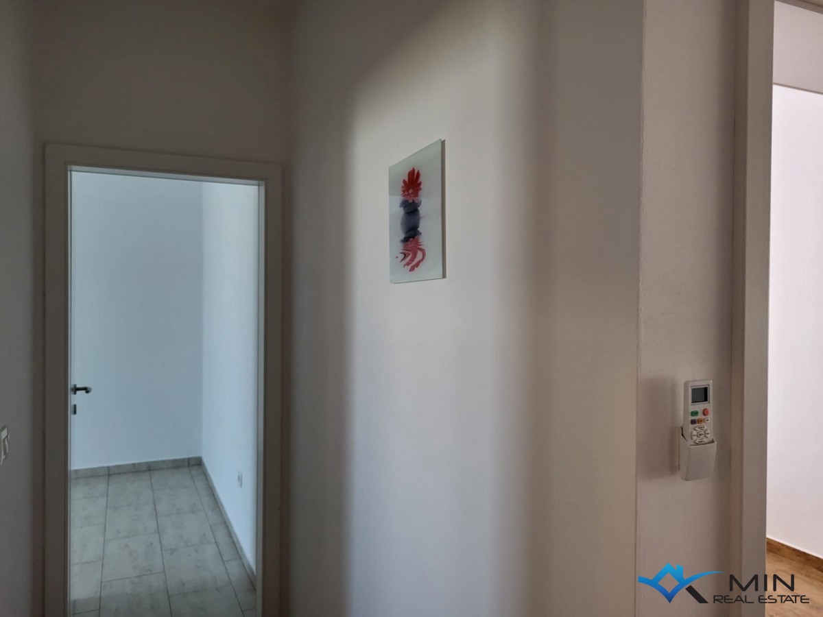 Apartma 500 m od morja s strešno teraso v Novigradu