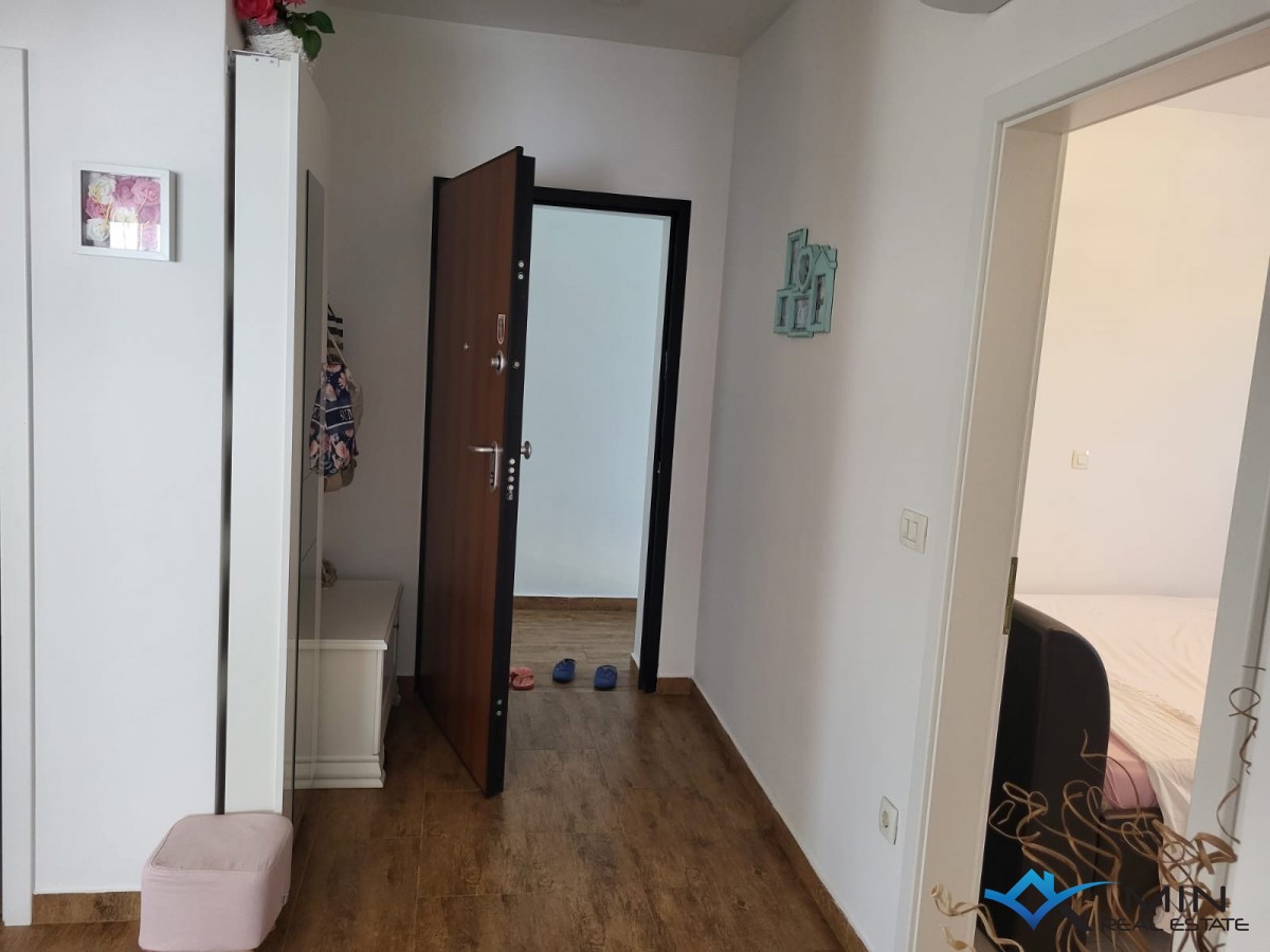 Apartma 500 m od morja s strešno teraso v Novigradu