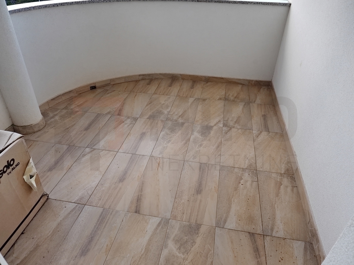 Stanovanje / Apartma Malinska, Malinska-Dubašnica, 86m2