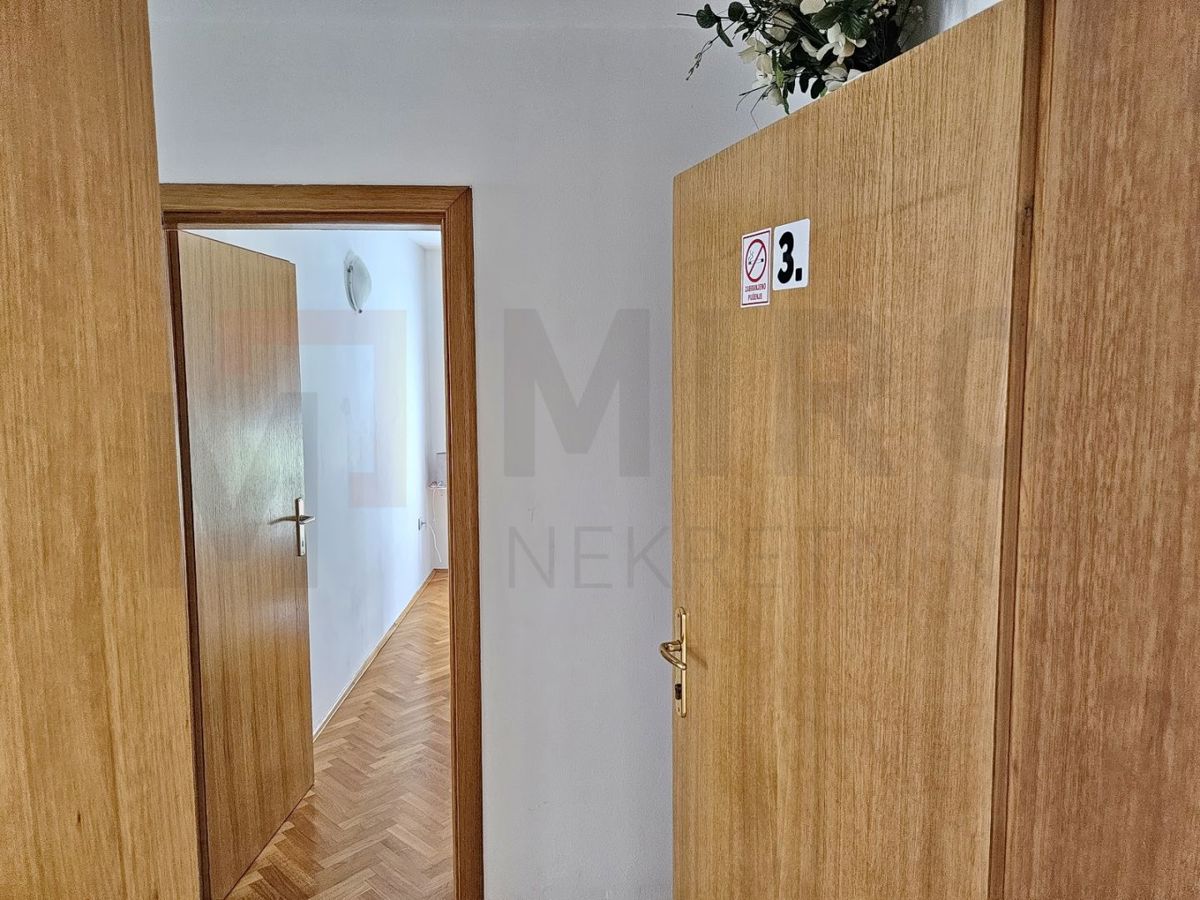 Uvala Soline, apartma v 1. nadstropju z razgledom, PRODAJA!