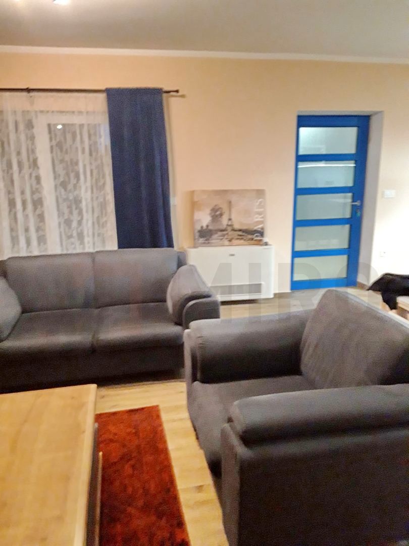 Krk, Šotovento, samostojna hiša z bazenom in pomožnim objektom!