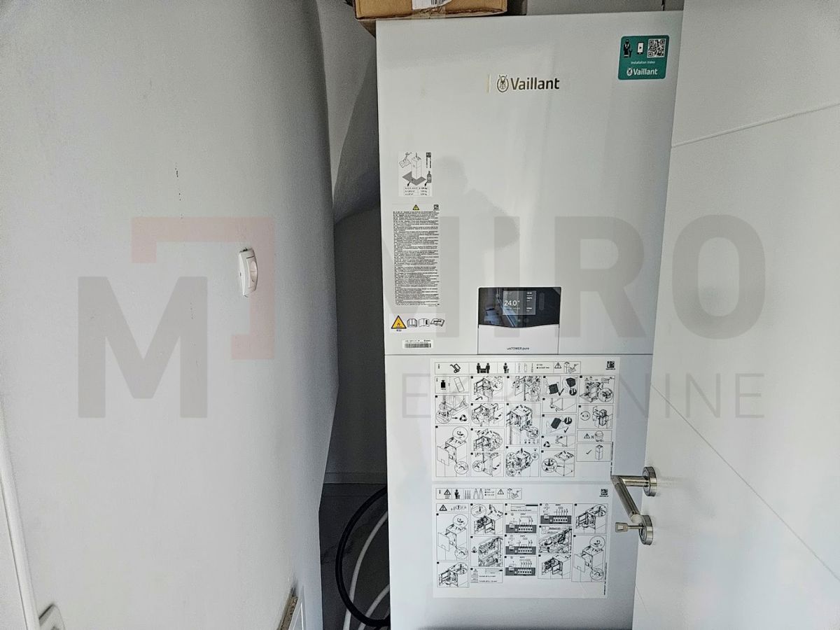 Malinska, nov dvojček z bazenom na odlični lokaciji, PRODAJA!