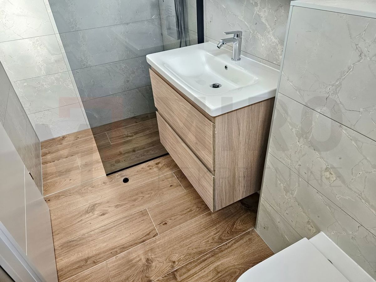 Malinska, nov dvojček z bazenom na odlični lokaciji, PRODAJA!