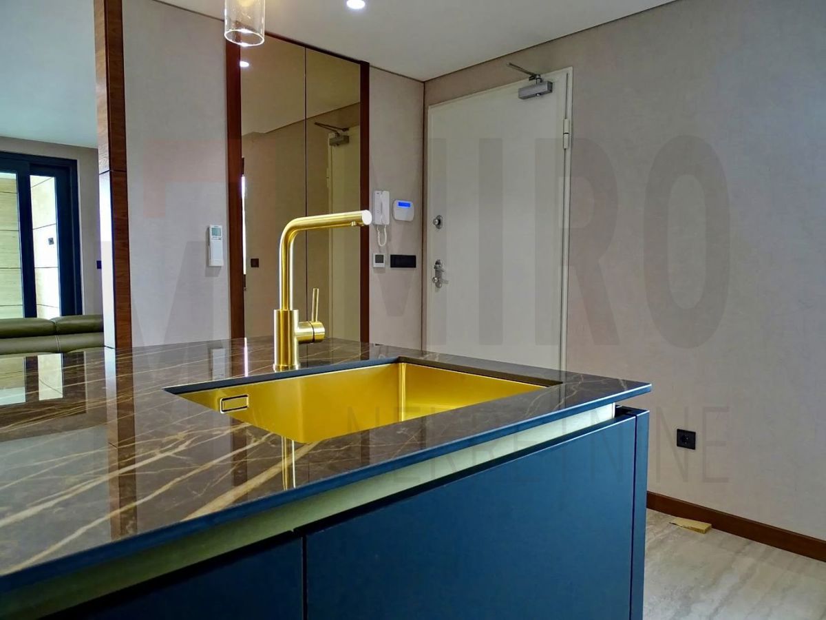 Malinska, luksuzni apartma v 1. nadstropju z bazenom in pogledom na morje