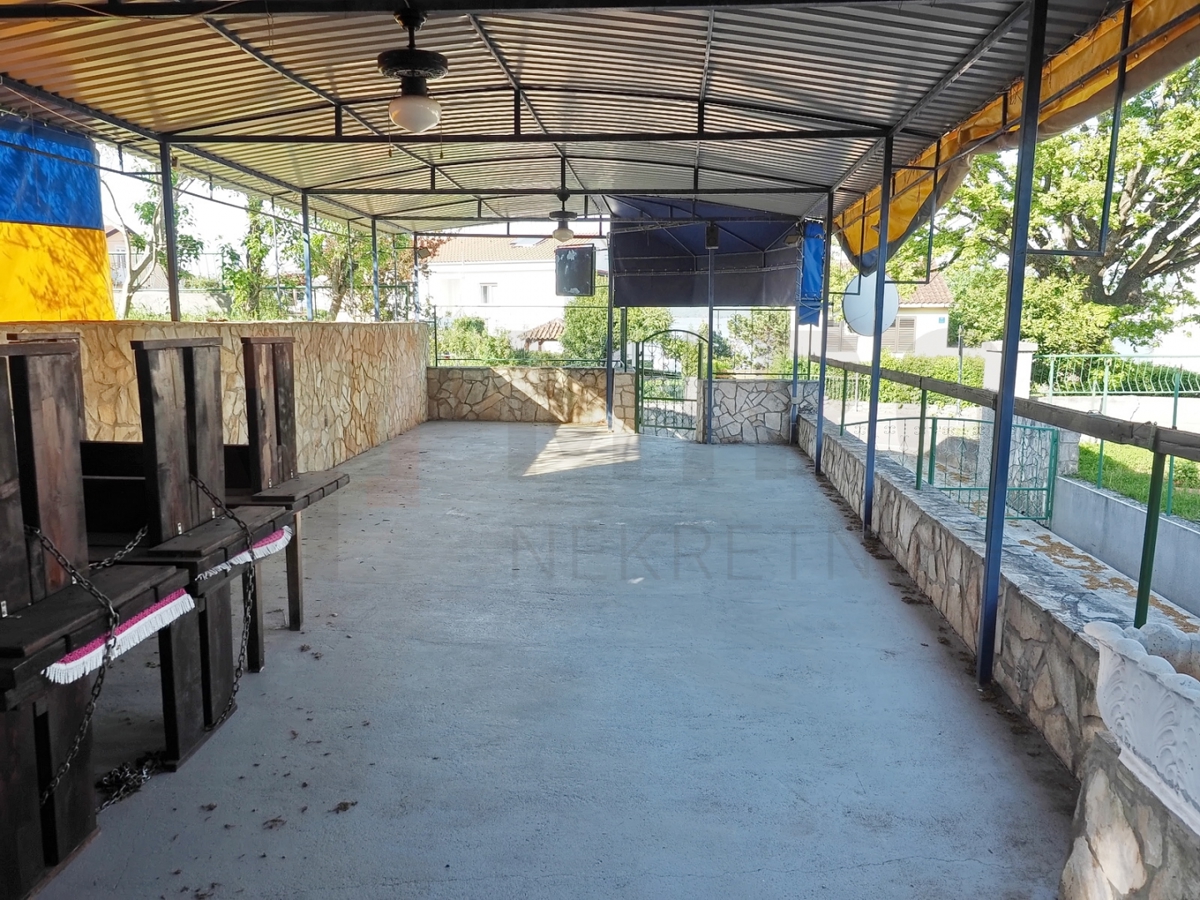 Hiša Malinska, Malinska-Dubašnica, 150m2