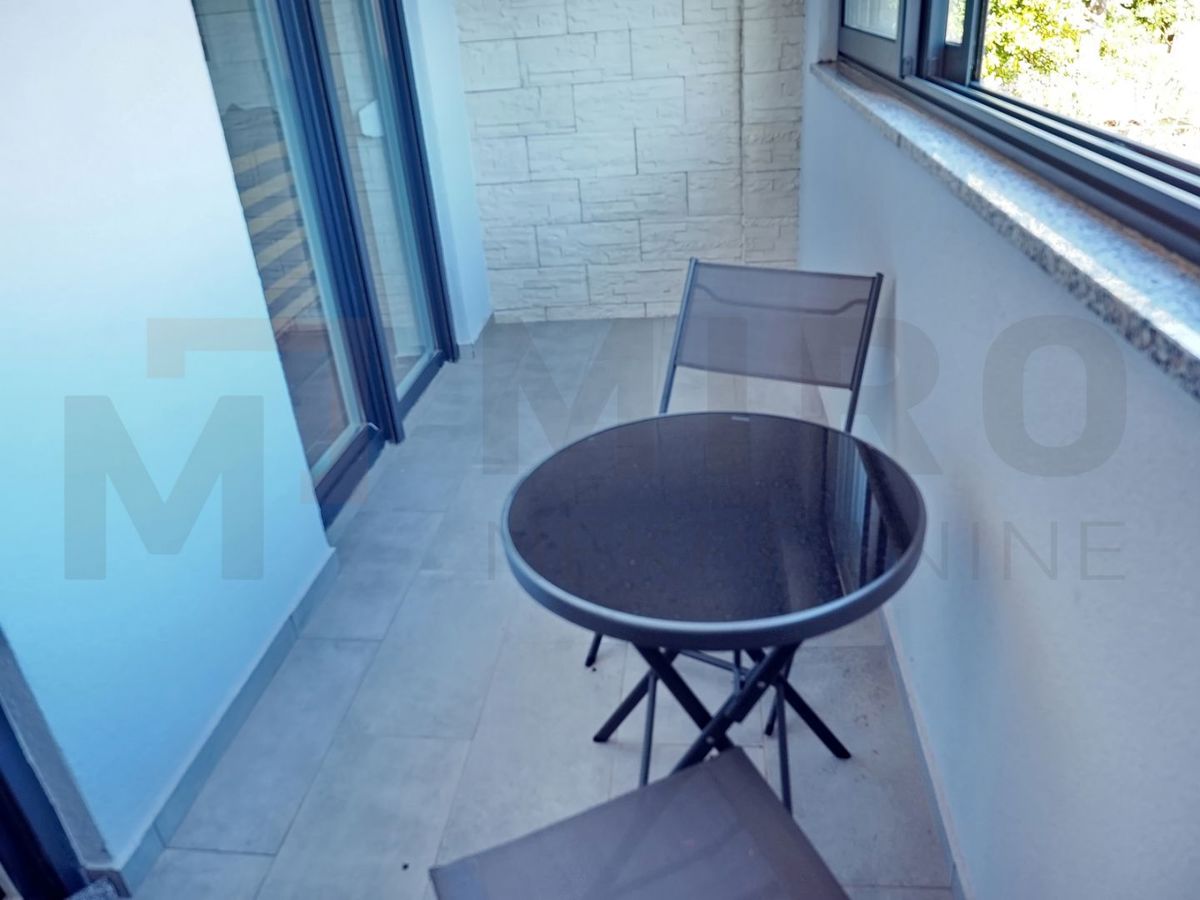 Krk, okolica, dvoetažni apartma s pogledom na morje!