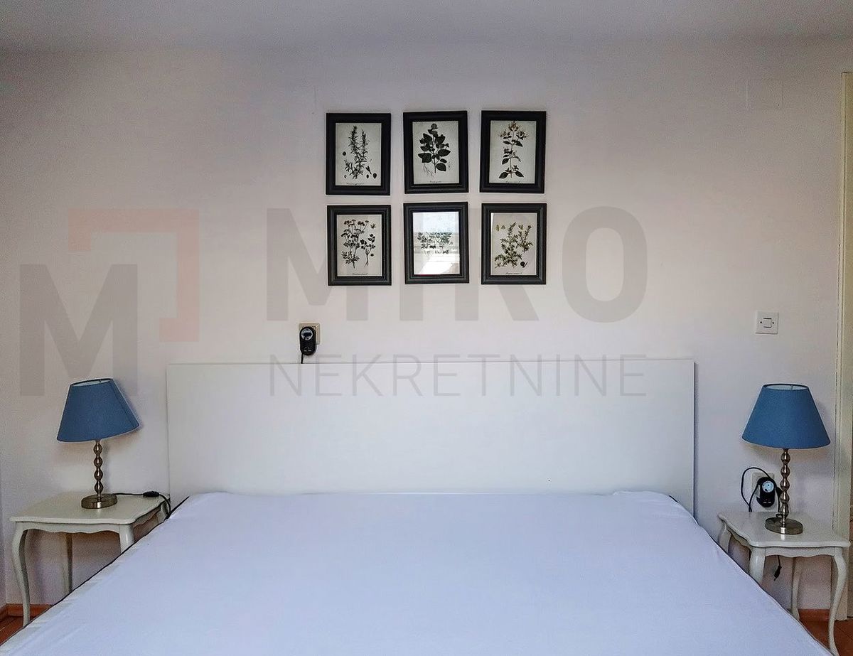 Malinska, opremljen apartma v mansardi s prekrasnim pogledom na morje, PRODAJA!