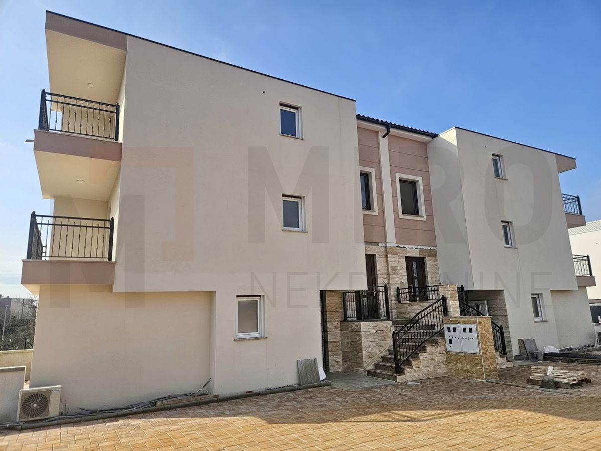 Njivice, novogradnja, apartma z odprtim pogledom na morje!