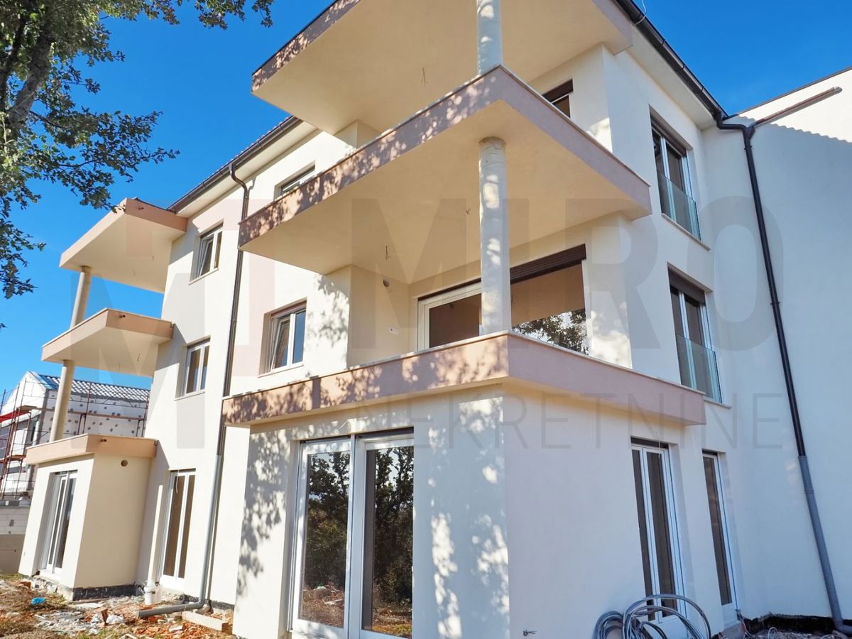 Njivice, novogradnja, apartma z odprtim pogledom na morje!
