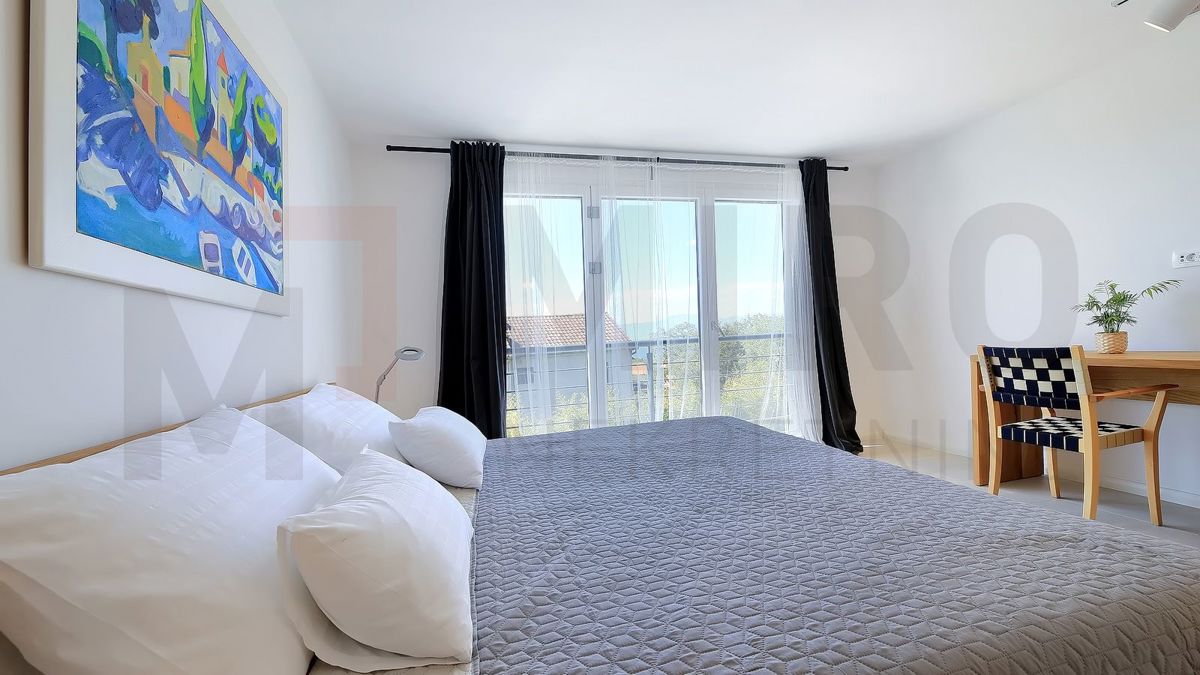 Hiša Malinska, Malinska-Dubašnica, 212m2