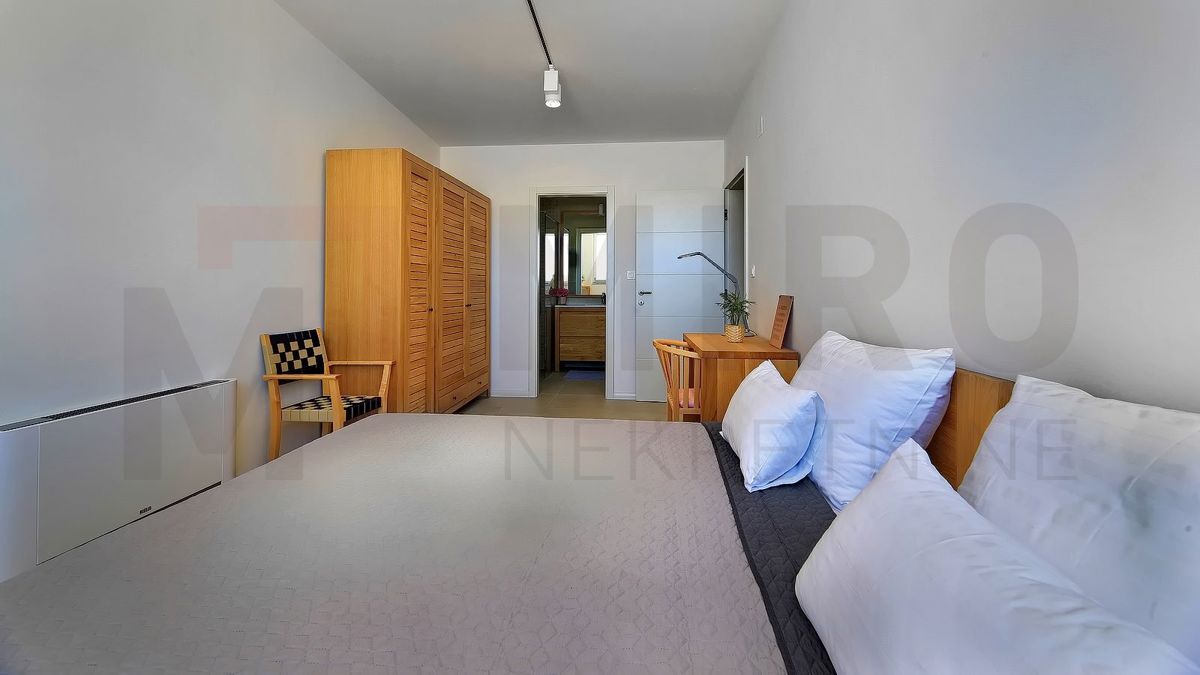 Hiša Malinska, Malinska-Dubašnica, 212m2