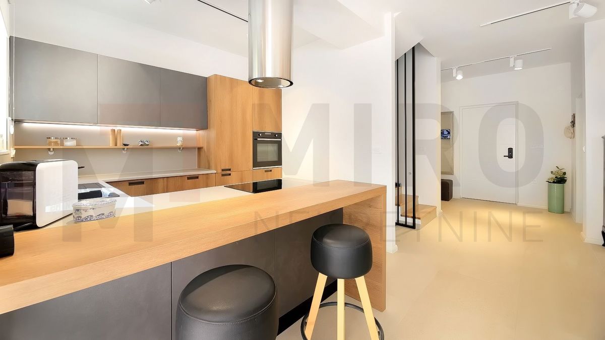 Hiša Malinska, Malinska-Dubašnica, 212m2