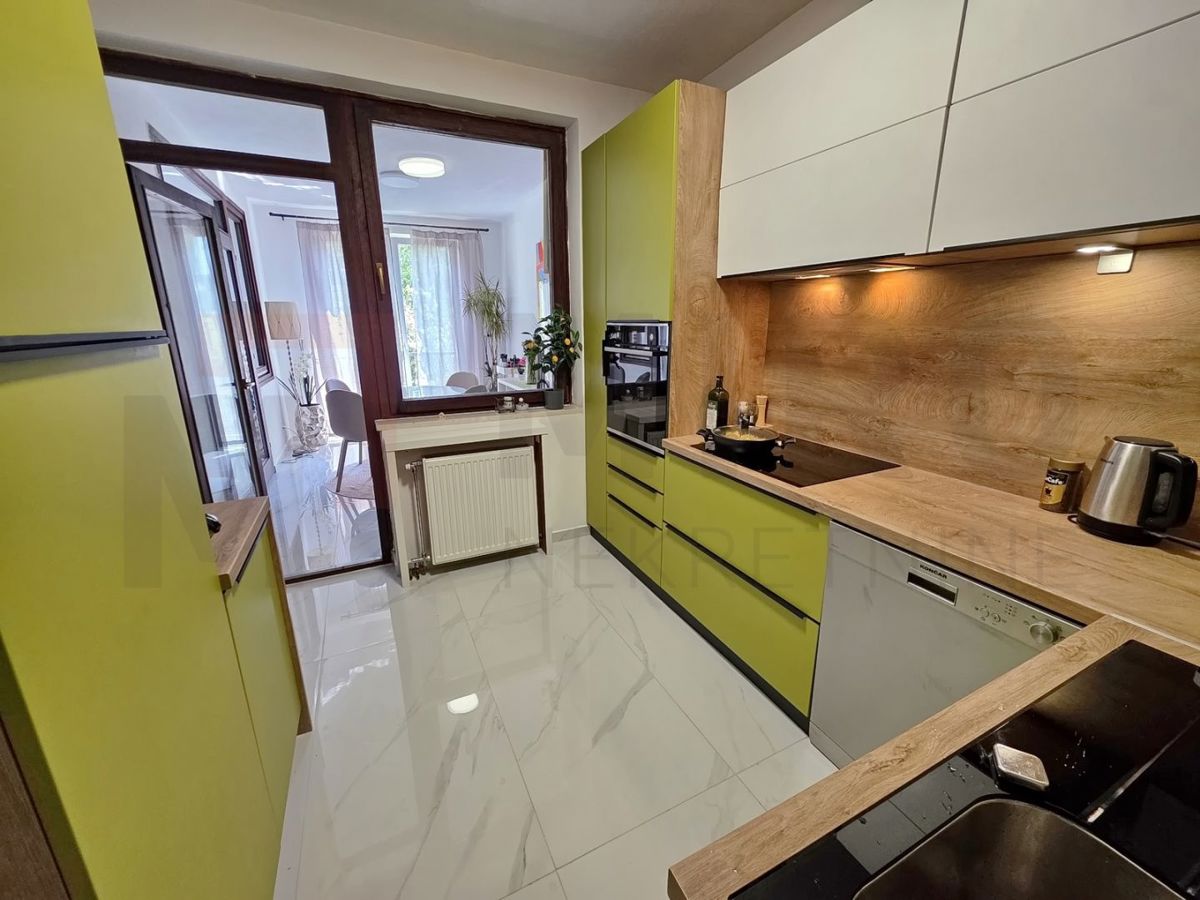 Stanovanje/Apartma Njivice, 100m2