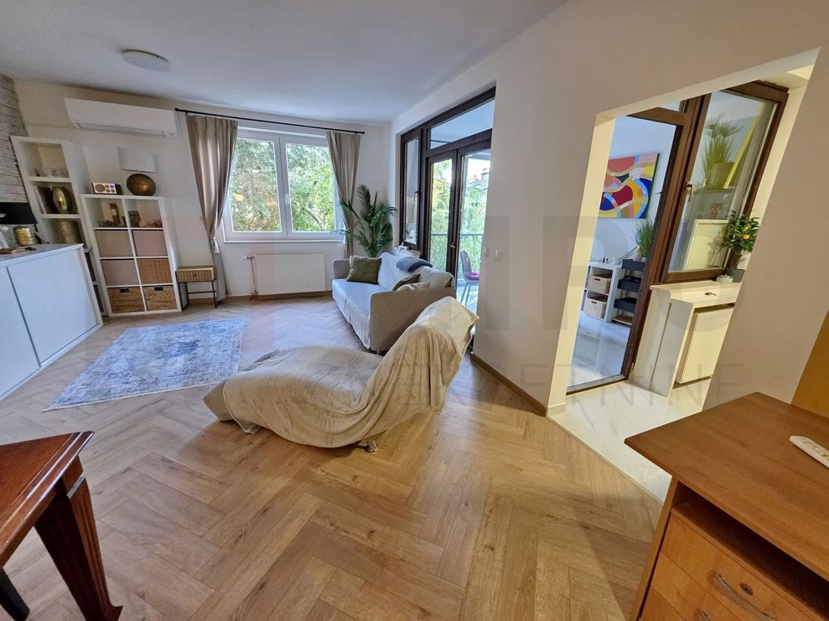 Stanovanje/Apartma Njivice, 100m2