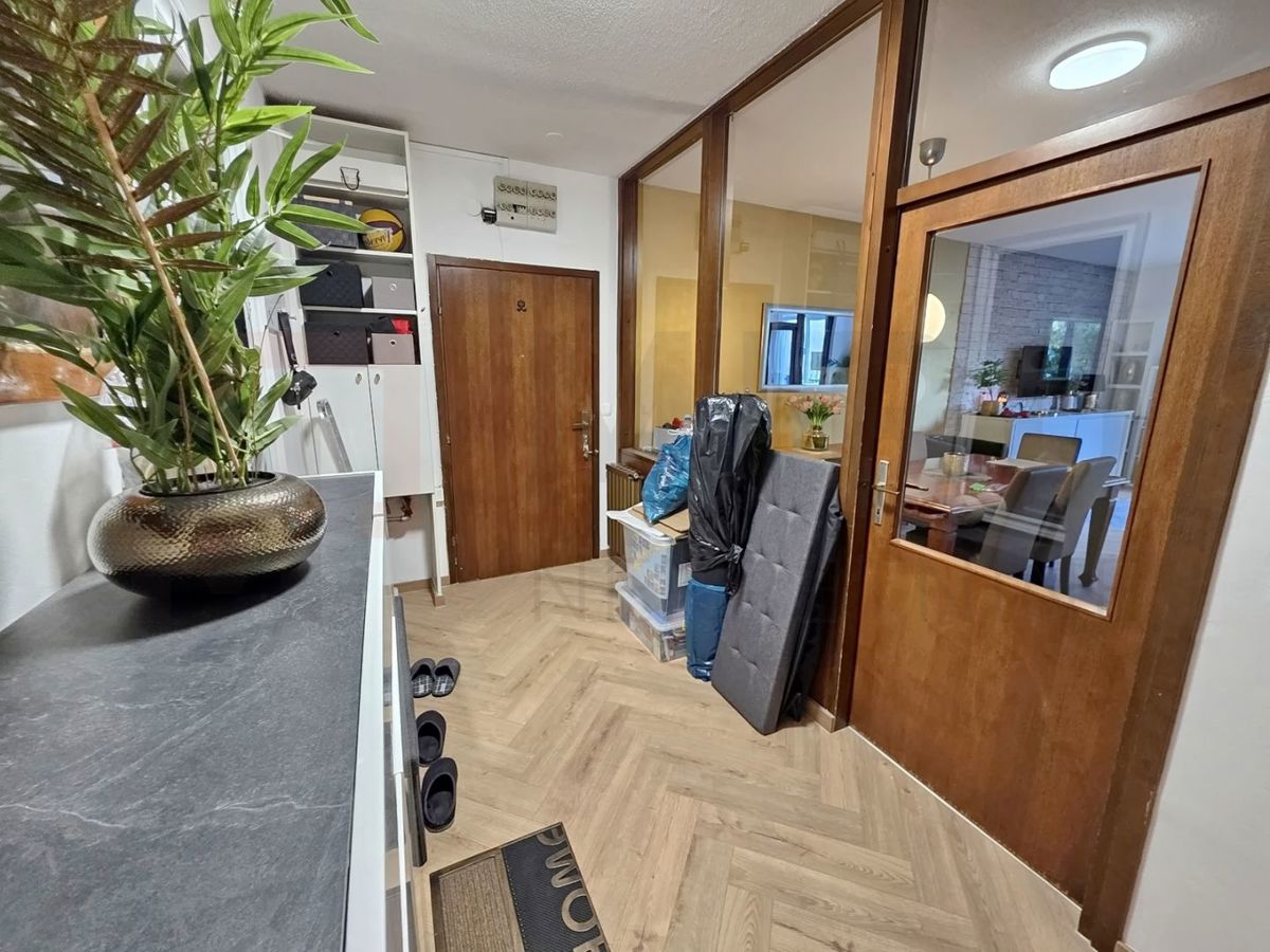 Stanovanje/Apartma Njivice, 100m2