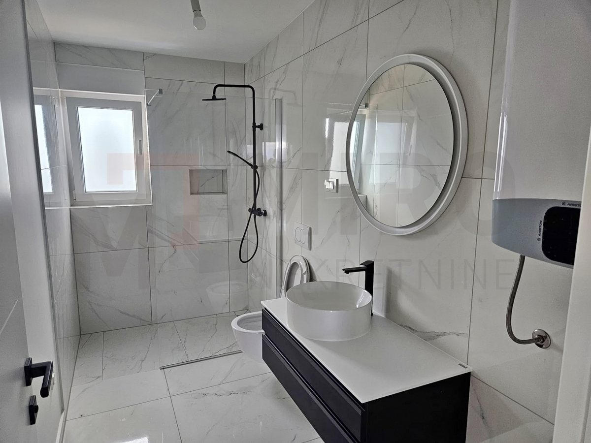 Stanovanje / Apartma Malinska, Malinska-Dubašnica, 115,47m2