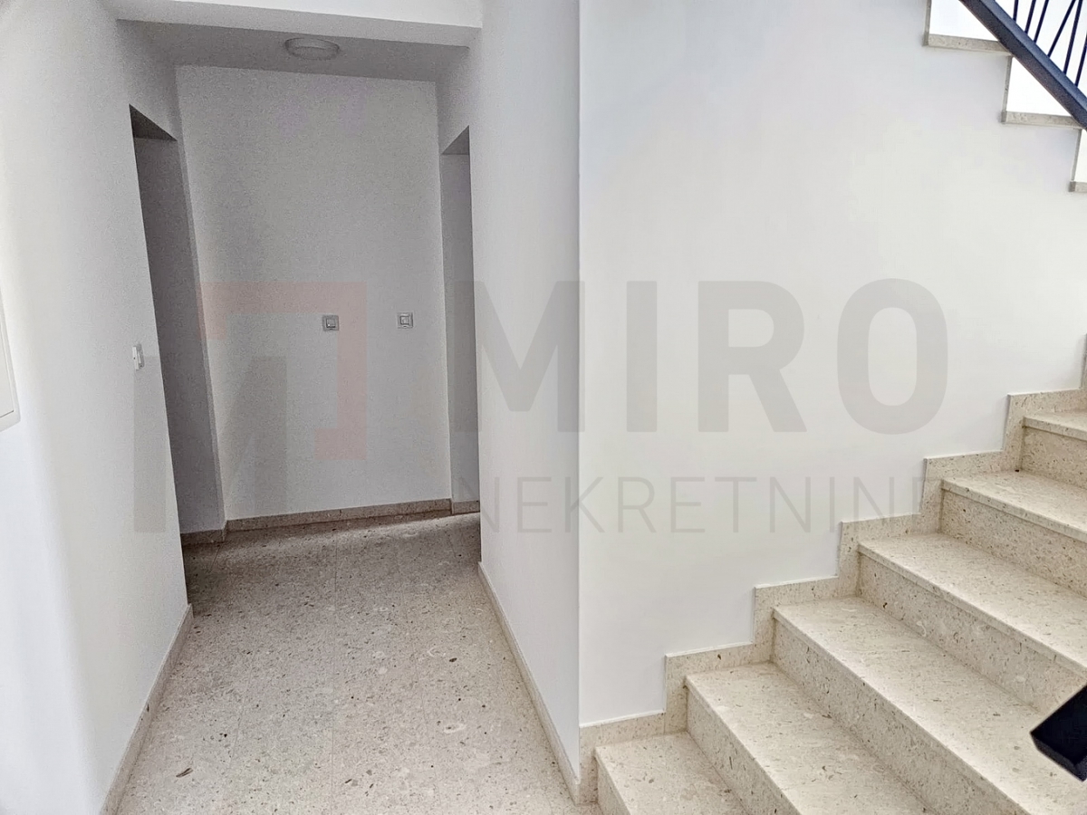 Stanovanje / Apartma Malinska, Malinska-Dubašnica, 115,47m2