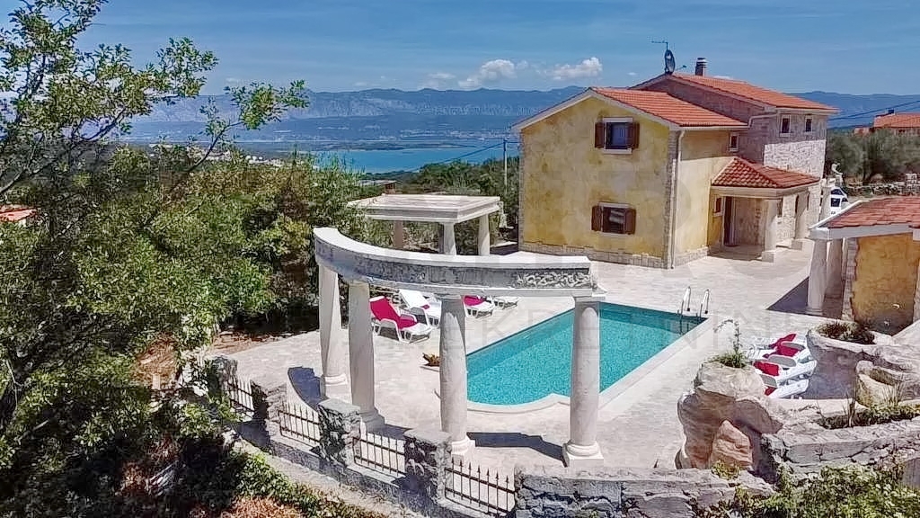 Uvala Soline, mediteranska vila z odprtim pogledom na morje, PRODAJA!