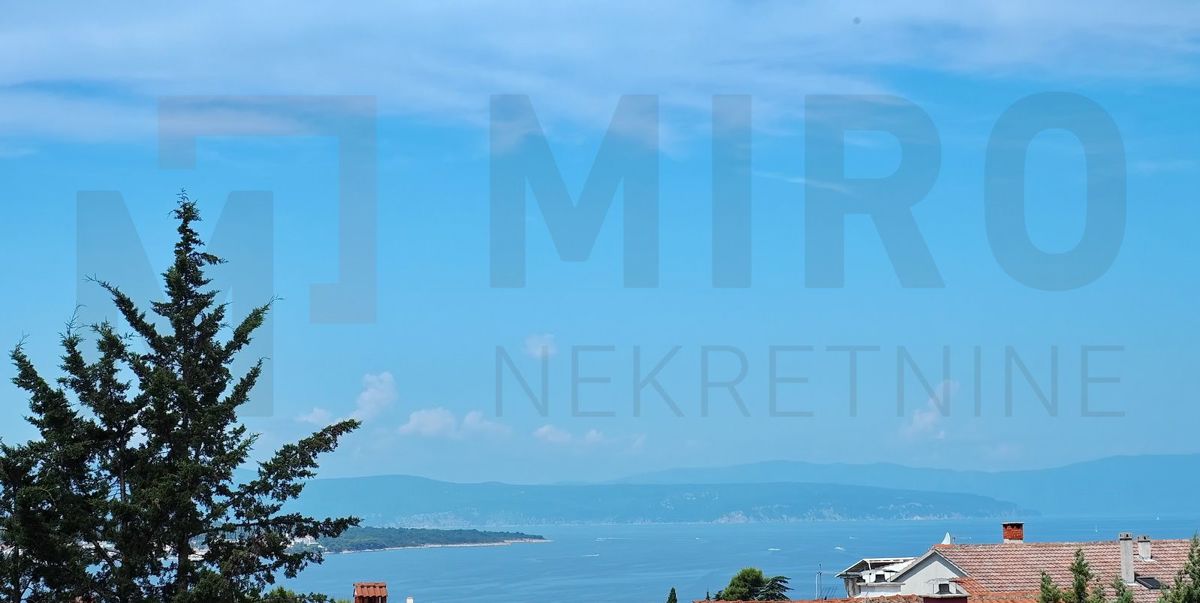 Malinska, opremljen apartma s prekrasnim pogledom na morje, PRODAJA!