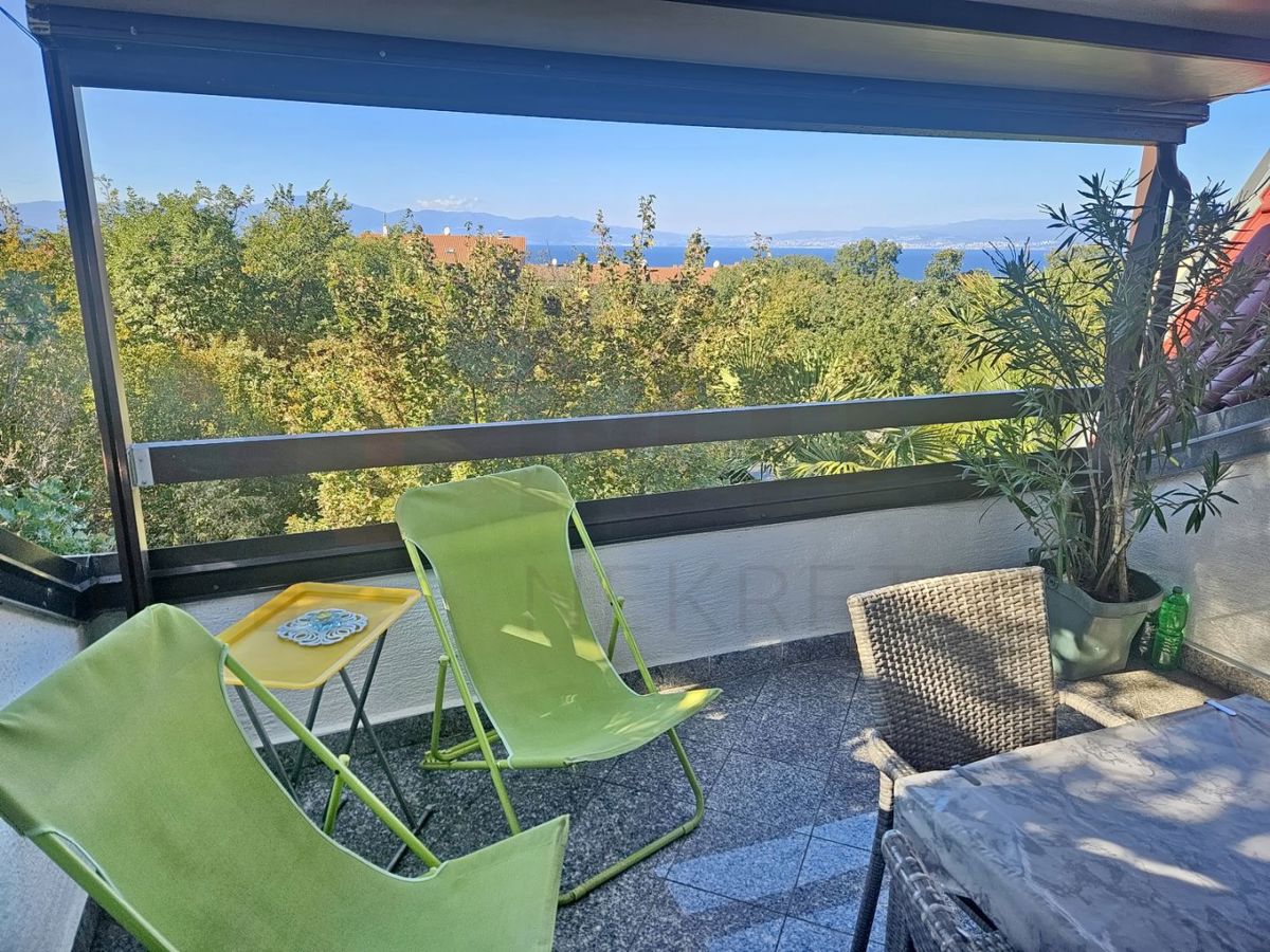 Malinska, dvonadstropno stanovanje s čudovito teraso in pogledom na morje!