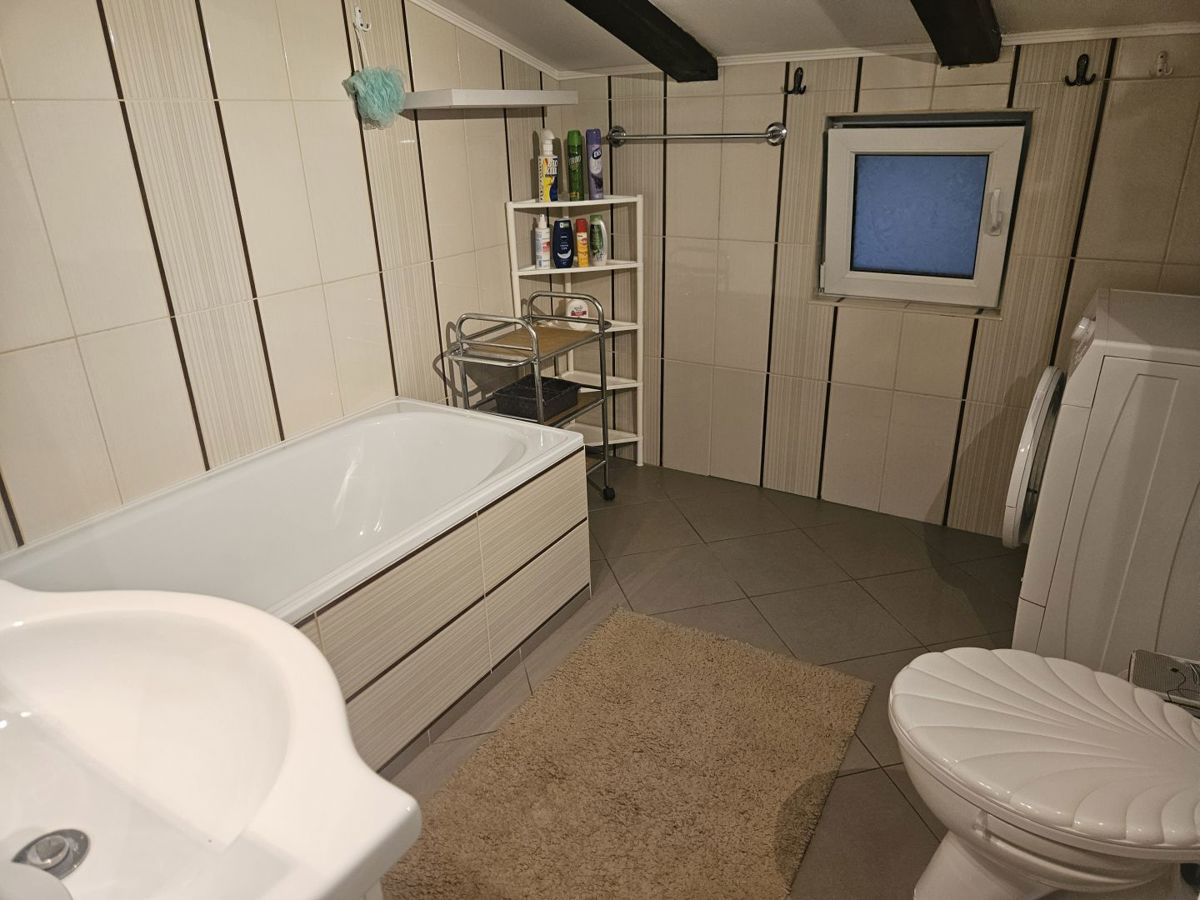 Malinska, dvonadstropno stanovanje s čudovito teraso in pogledom na morje!