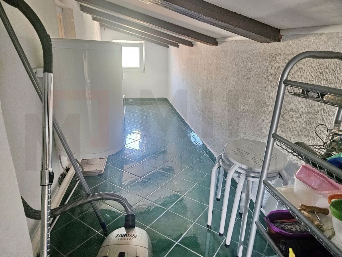 Malinska, dvonadstropno stanovanje s čudovito teraso in pogledom na morje!