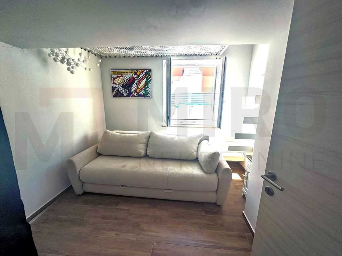 Malinska, moderno opremljen apartma v pritličju z vrtom!