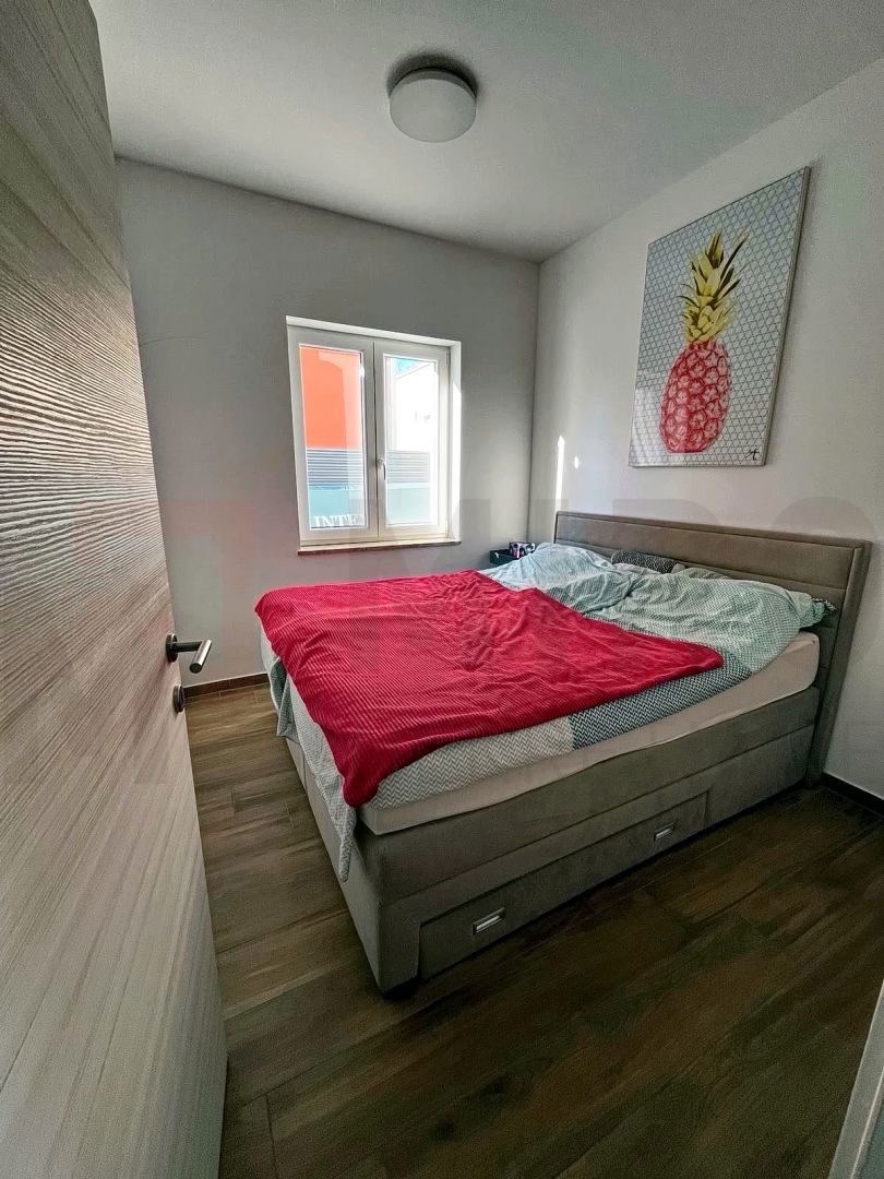 Malinska, moderno opremljen apartma v pritličju z vrtom!