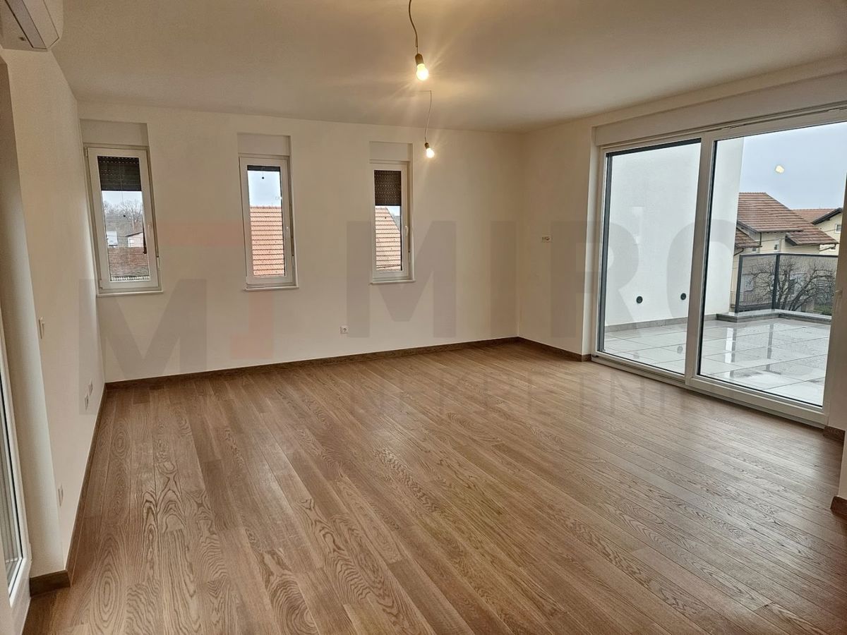 Zagreb, Sesvete, novo udobno stanovanje s strešno teraso!