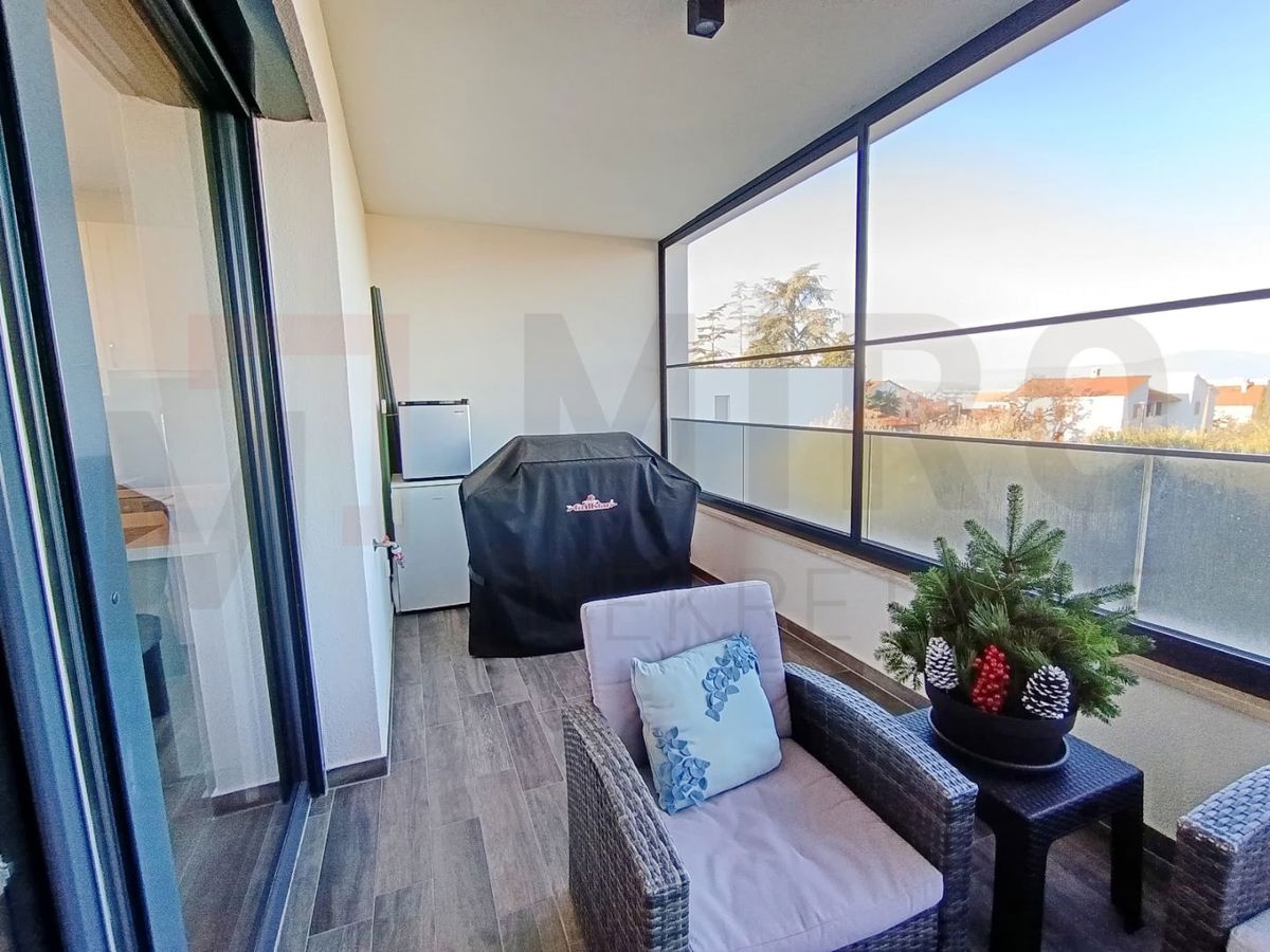 Malinska, opremljeno dvosobno stanovanje z razgledom!