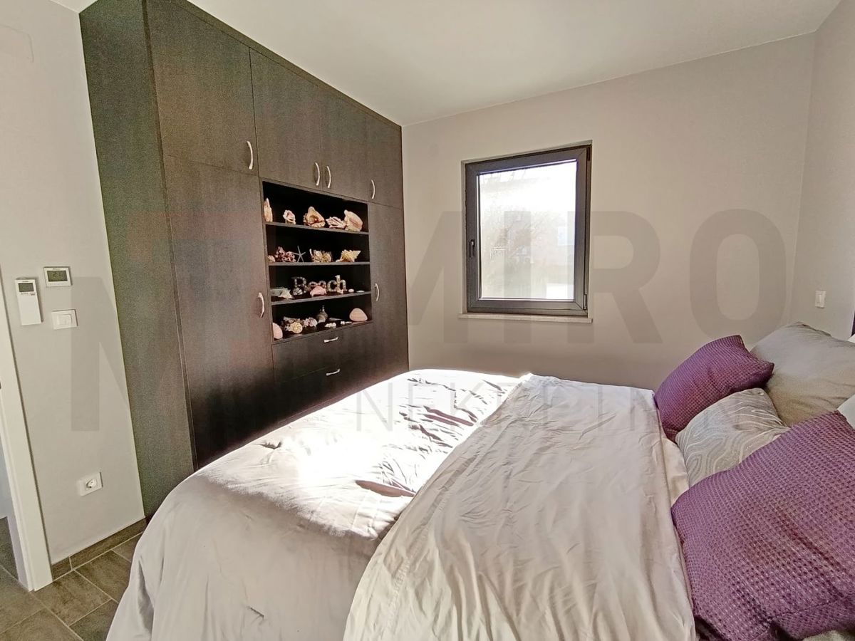 Malinska, opremljeno dvosobno stanovanje z razgledom!