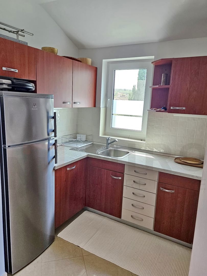 Malinska, opremljen dvosobni apartma z odprtim pogledom na morje