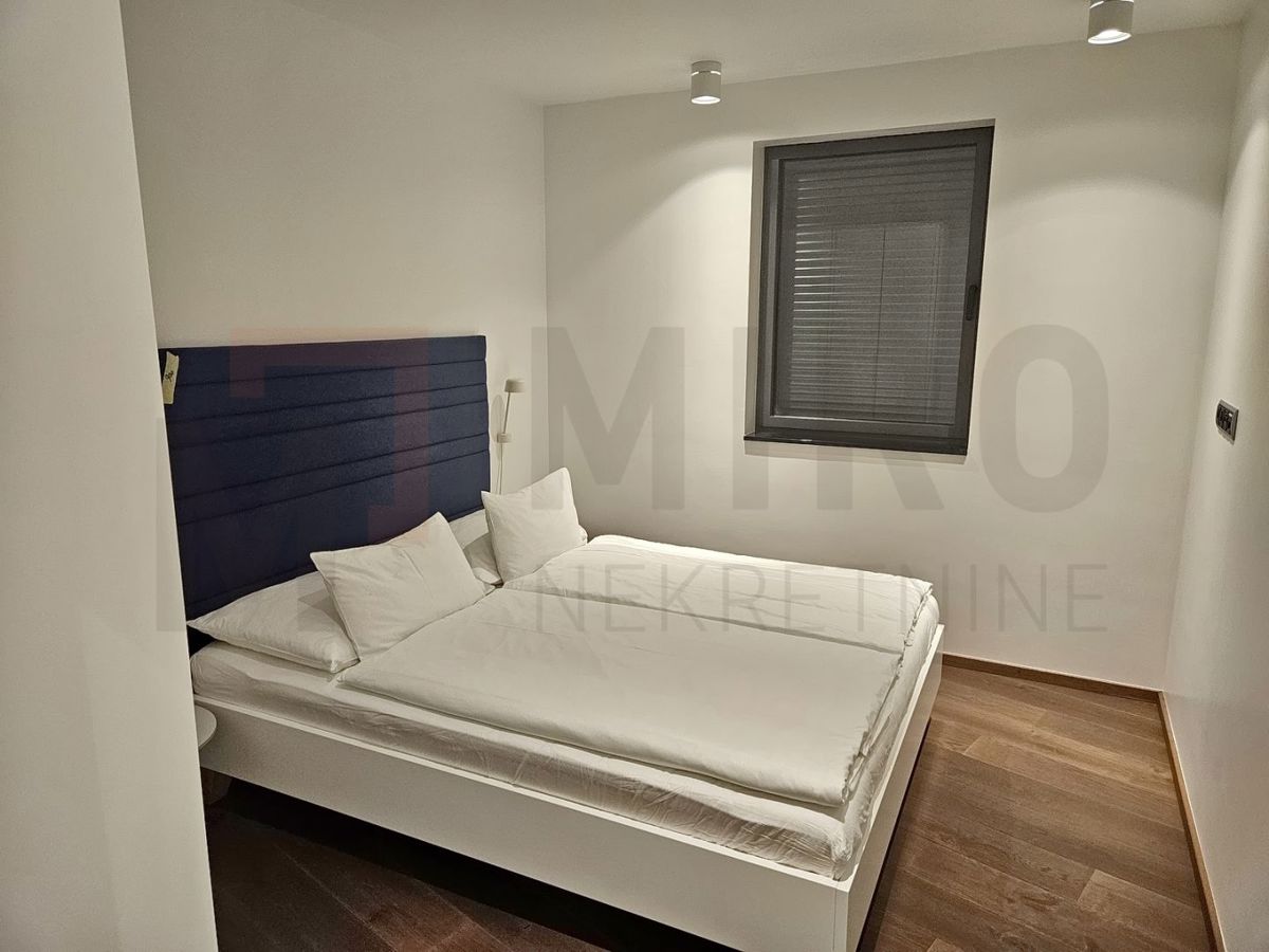 Malinska, luksuzen apartma na odlični lokaciji 80 m od morja!