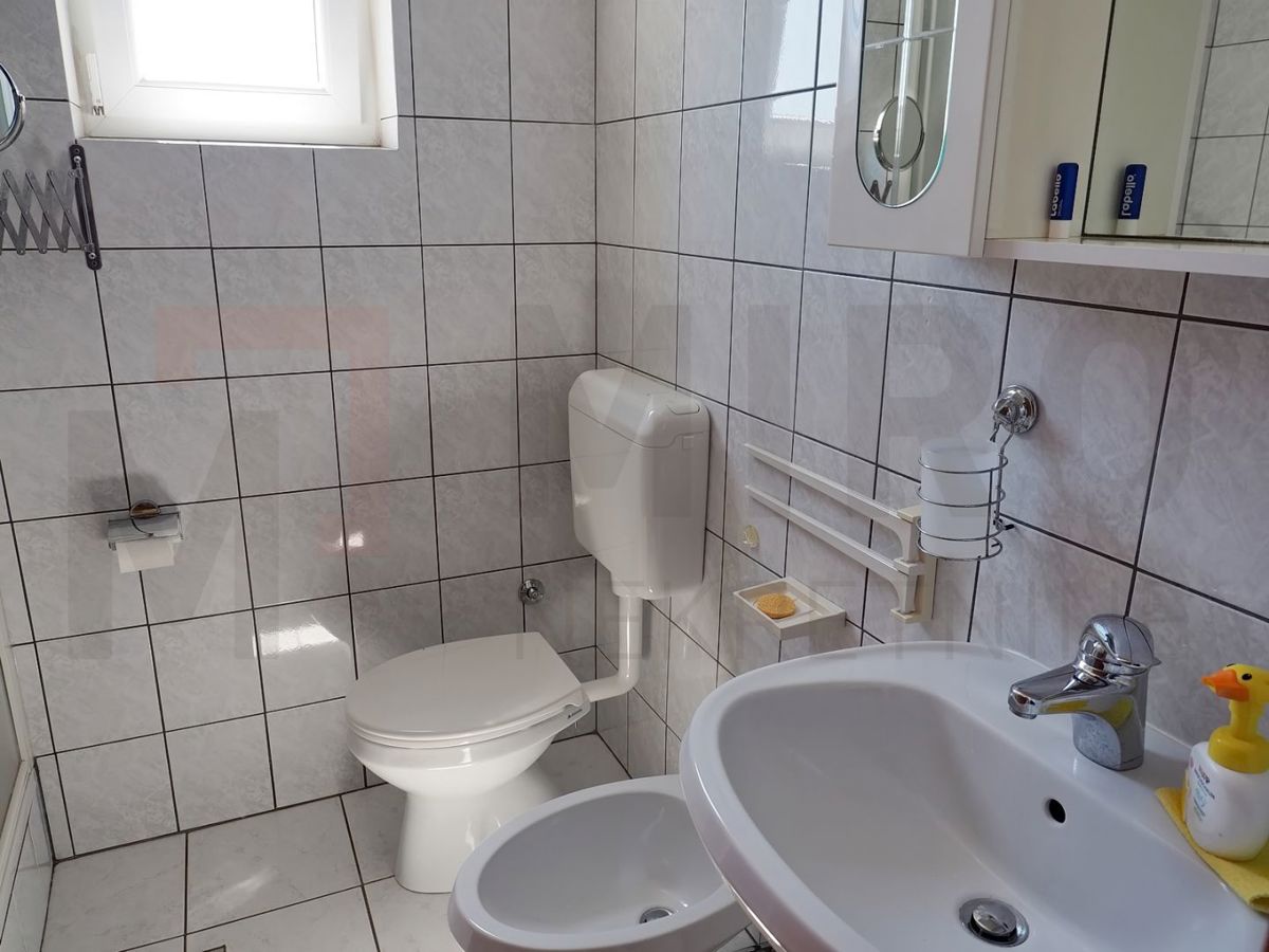 Malinska, dvosobno stanovanje z odprtim pogledom na morje!