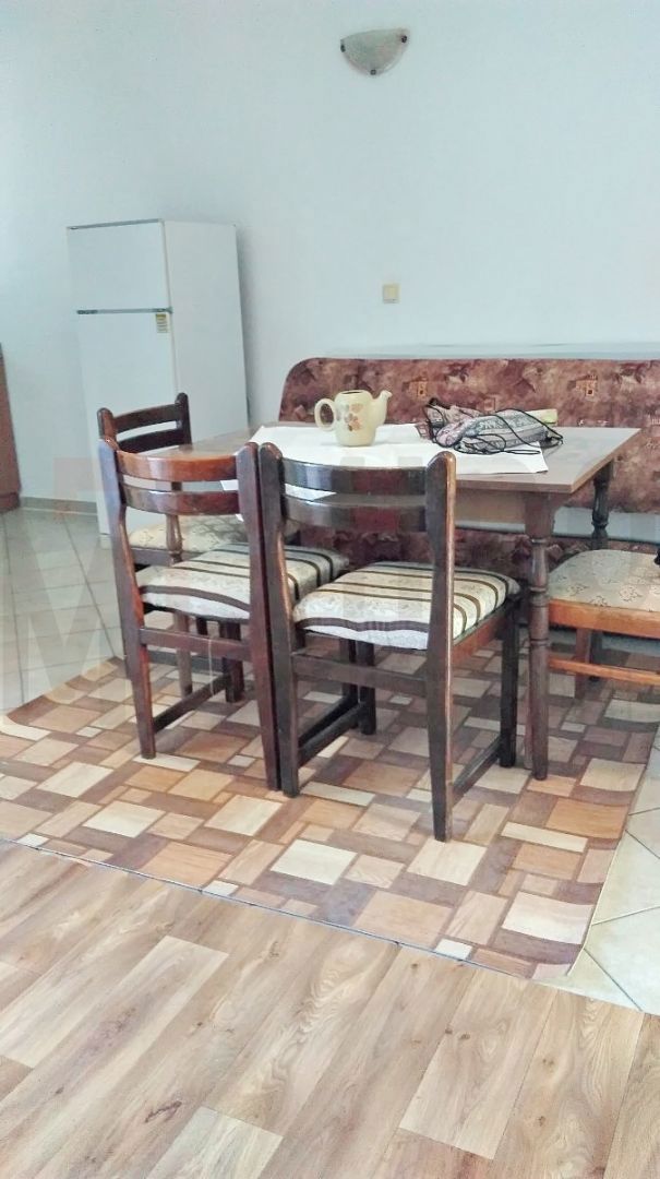 Punat, opremljeno stanovanje v bližini plaže, PRODAJA!