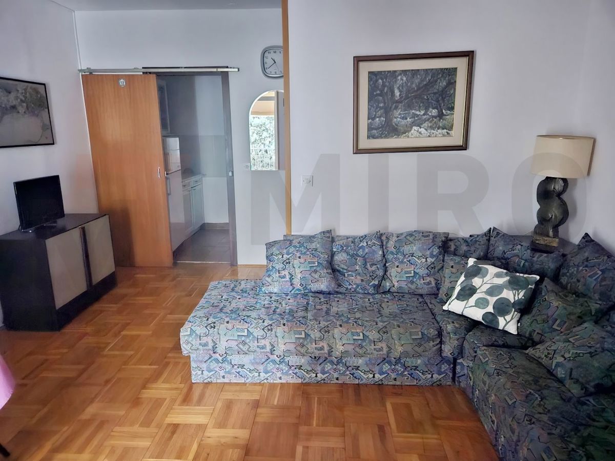 Njivice, opremljeno enosobno stanovanje v 1. nadstropju, PRODAMO!