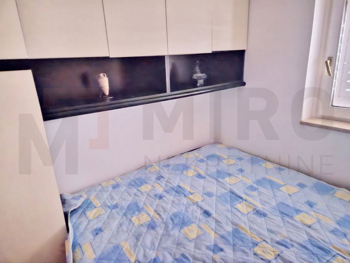 Njivice, opremljeno enosobno stanovanje v 1. nadstropju, PRODAMO!