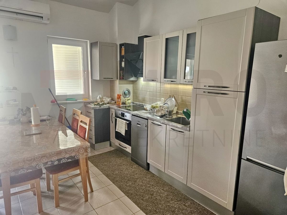 Malinska, furnished comfortable apartment with garden and view!