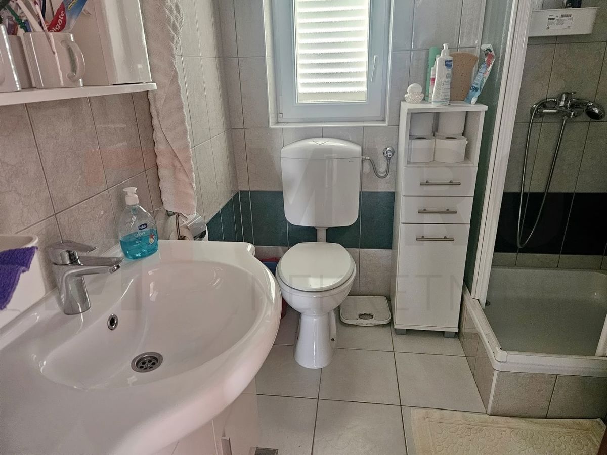 Malinska, furnished comfortable apartment with garden and view!