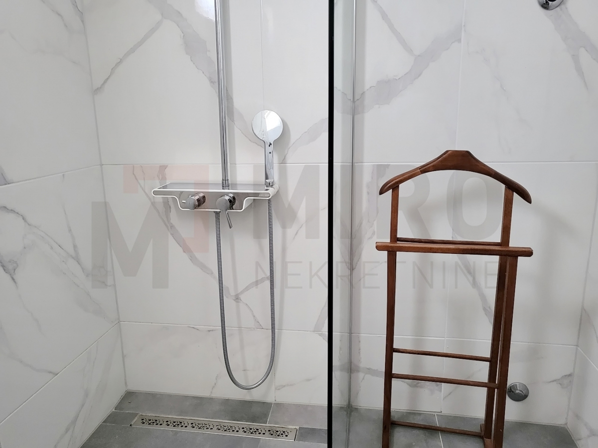Njivice, visoko pritličje, 2 apartmaja v paketu, PRODAJA!